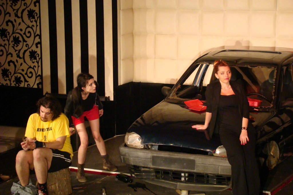 902779_513203945381424_1325081136_o