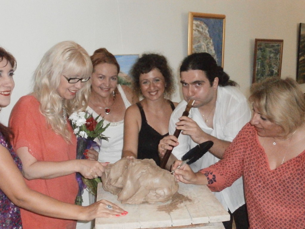 1077754_628689590497568_976087071_o